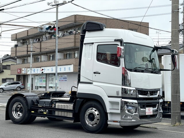 17スーパーグレート　トレーラーヘッド　スライドカプラー　未使用　E尺　460馬力　プレミアムライン