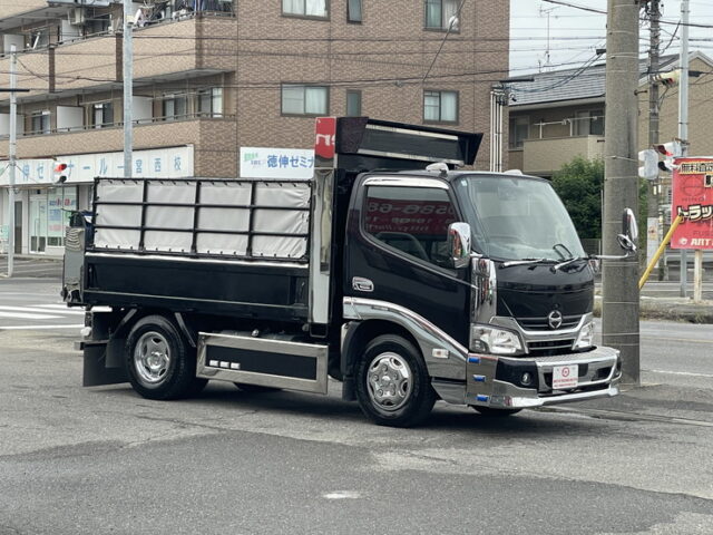 日野　デュトロ　標準幅　10尺　ダンプ　架装多数　エアー式バンパー昇降機　150馬力