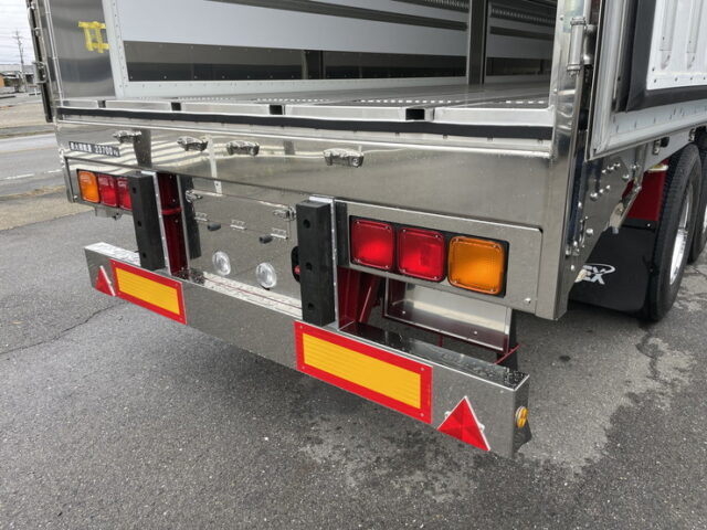 トレクス：トレーラー：冷凍ウィング：未使用：3軸：リフトアクスル：前壁：冷凍機