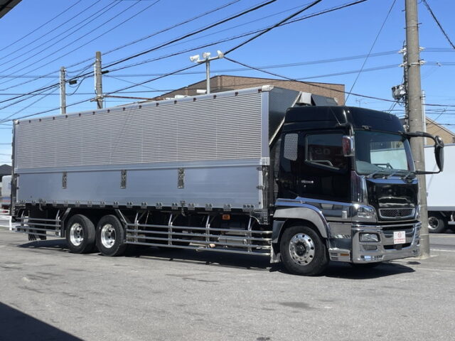 スーパーグレート：ハイルーフ：ウィング：造りボディ：ステンレス多数：420馬力