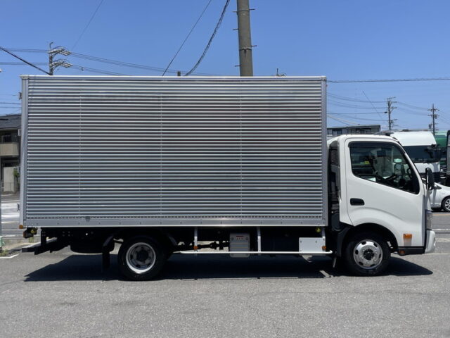 日野：デュトロ：アルミバン：ワイドロング：木床：横扉：150馬力：AT車