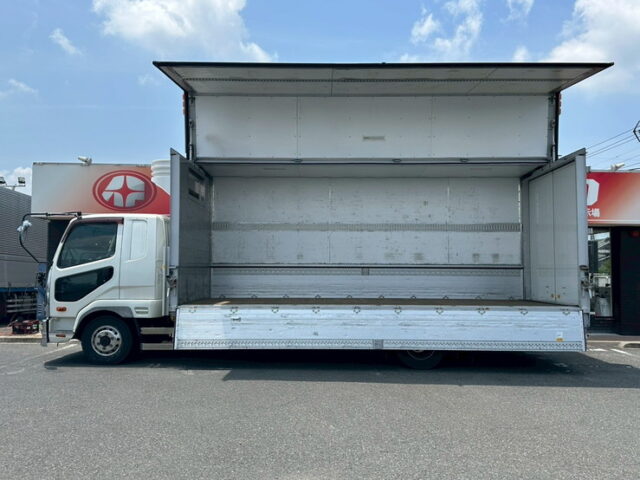 ファイター：6200ワイド：冷凍ウィング：板バネ：木床：アルミホイール：ステンレスサイドバンパー