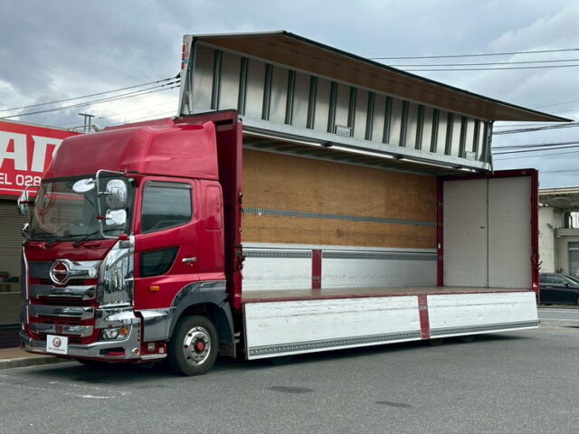 日野：17プロフィア：ハイルーフ：ウィング：メッキ多数：格納パワーゲート