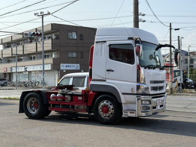 スーパーグレート：ハイルーフ：トレーラーヘッド：メッキ多数：アルミホイール：7速MT