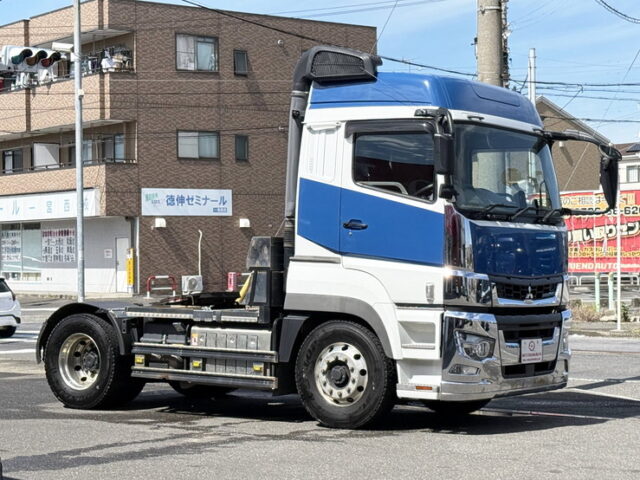 17スーパーグレート：ハイルーフ：トレーラーヘッド：ブタ鼻付：第5輪荷重11.500㎏