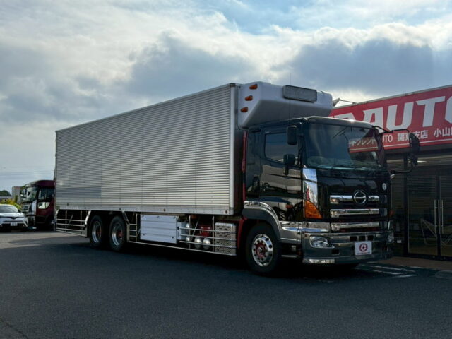 日野：プロフィア：冷凍バン：サブエンジン：アルミシマ床：架装多数：内装生地張り