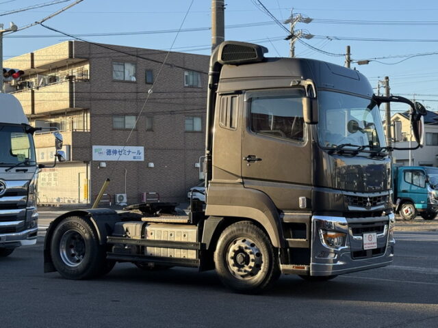 17スーパーグレート：ハイルーフ：トレーラーヘッド：アルミホイール：第5輪荷重11.500㎏