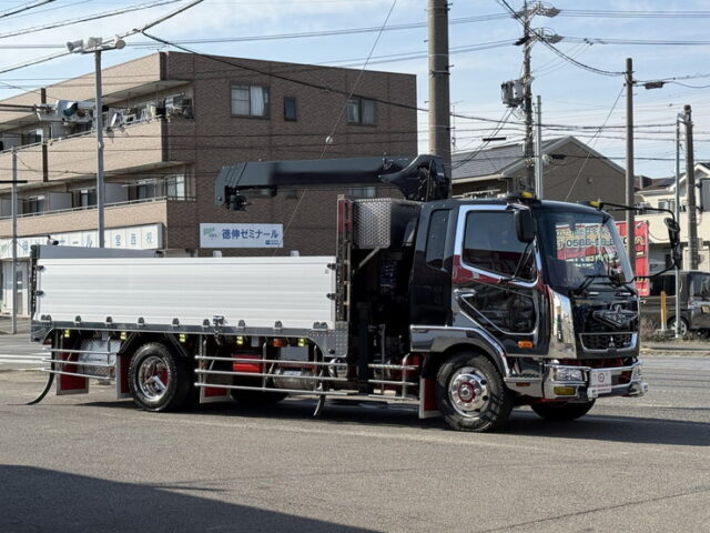 ファイター:増トン:クレーン:セミワイド:5Mボデー:架装多数:270馬力