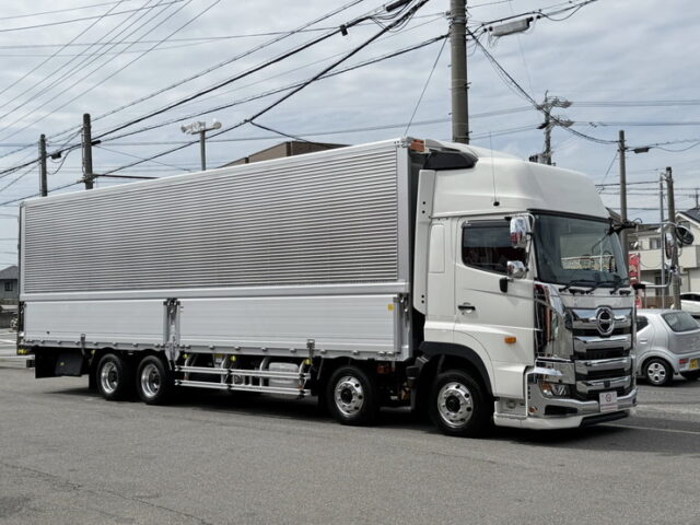 日野：17プロフィア：ハイルーフ：ウィング：未使用：アルミホイール：リア門口ステンレス