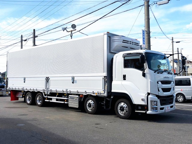 【503】いすゞ　ギガ　4軸低床　冷凍ウィング