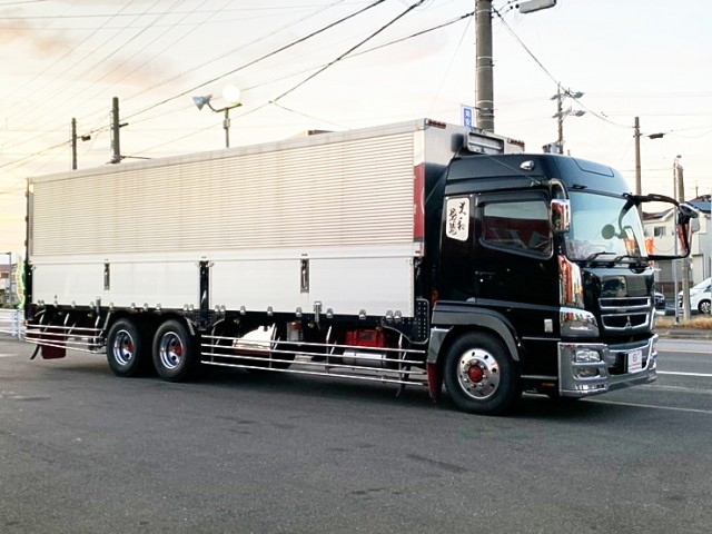 【516】三菱ふそうスーパーグレート　3軸　ウィング　ハイルーフ