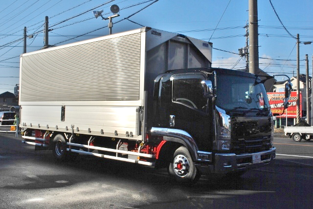 【181】いすゞフォワード　ワイド　アルミウイング　6200ボデー　フルゲート