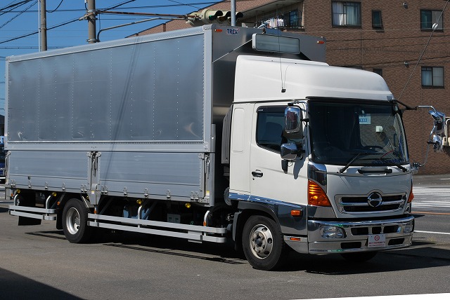 【280】日野レンジャープロ　セミワイド　アルミウイング　ハイルーフ　リヤエアサス