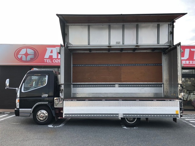 【289】三菱ふそう キャンター アルミウイング カスタム多数
