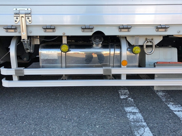 【317】いすゞ　エルフ　アルミウイング　跳ね上げゲート　カスタム多数