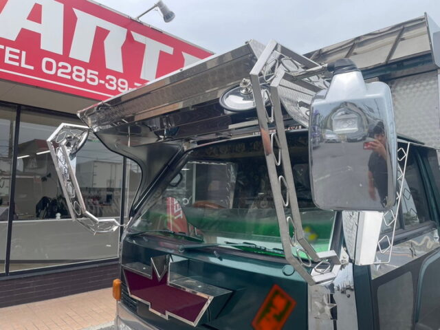 H4 エルフ　ダンプ　５MT