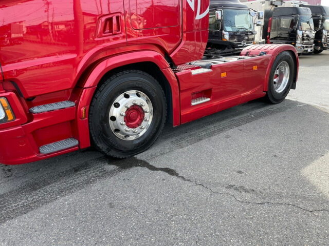 スカニア　R450　トレーラーヘッド　スライドカプラー　アルミホイール　ブタ鼻