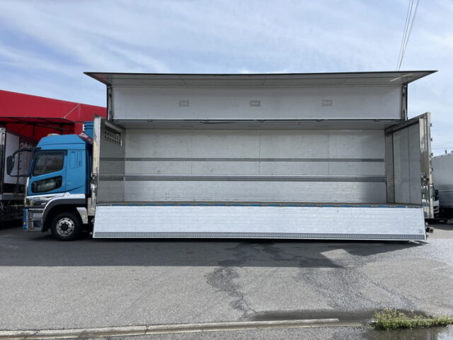 三菱ふそう　17スーパーグレート　ハイルーフ　冷凍ウィング　架装多数　木床　菱重製直結冷凍機
