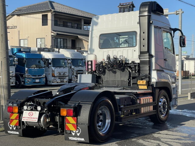 三菱ふそう　17スーパーグレート　トラクターヘッド　E尺　460馬力　リアエアサス　ハイルーフ　プレミアム