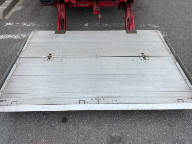 日野　17レンジャー　冷凍バン　格納パワーゲート　240馬力　キーストン　６MT