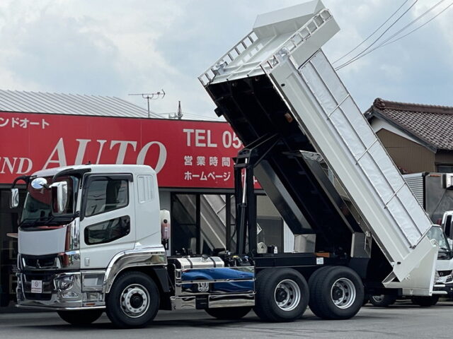 17スーパーグレート　ダンプ　5100×2200　未使用　新品ステンレス架装　7速MT　新明和ボデー