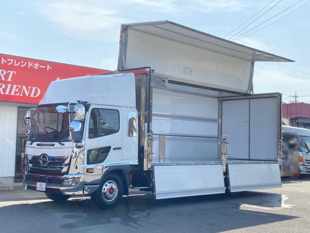 【802】R3　17レンジャー　冷凍ウィング　6200造りボディ　格納ゲート