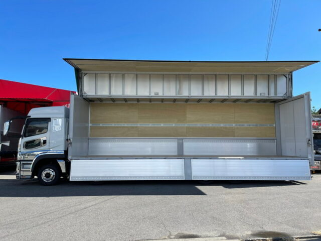 【905】R3　登録済未使用車　スーパーグレート　低床アルミウイング