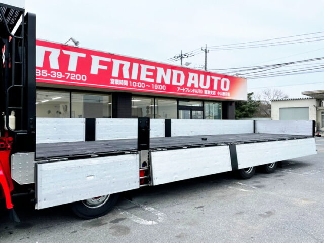 【1115】H25　ギガ　平ボデーアルミブロック　エアサス　木床　内フック26対