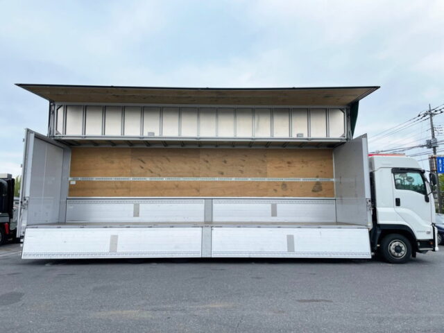 【1142】R1　ギガ　ハイルーフ　ウィング　7速MT　380馬力　木床　低走行