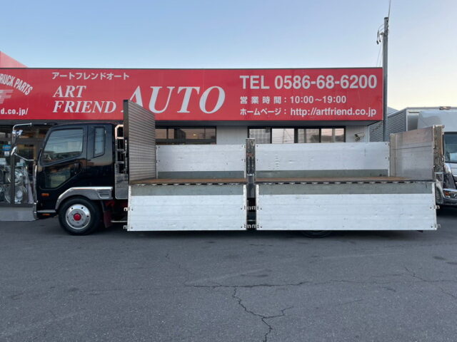 【1309】H31　ファイター　6200セミワイド　床鉄　室内一部加工　240馬力