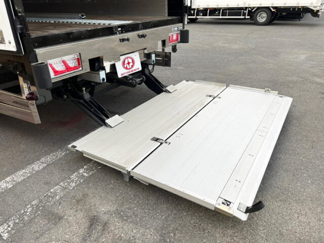 【1416】H30　クオン　ハイルーフ　ウィング　格納ゲート付　木床　