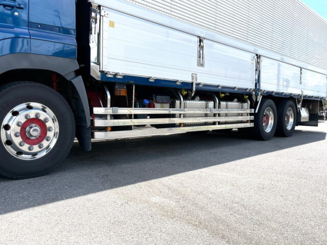 【1535】H30　17プロフィア　ハイルーフ　ウィング　10輪　架装多数　E13Cエンジン　7速MT