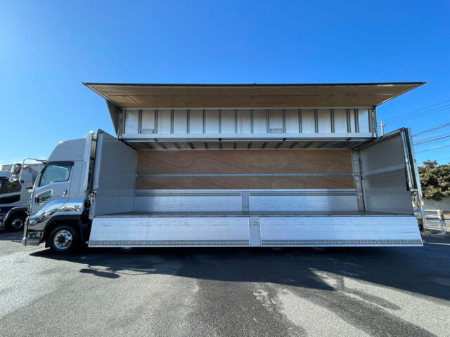 【1367】R3　ギガ　ハイルーフ　ウィング　新明和跳上ゲート　エアサス　低走行　リア門口ステンレス