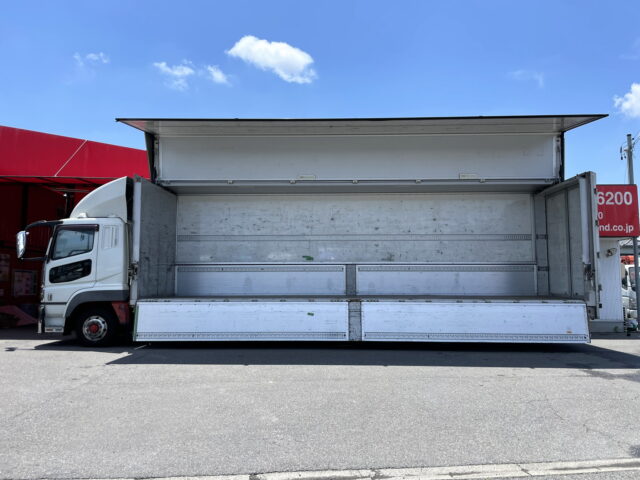 三菱ふそう　スーパーグレート　アルミウィング　７MT　リアエアサス　木床　380馬力