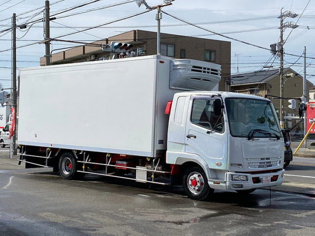 【621】H20　ファイター　エアサス　冷凍バン　横扉