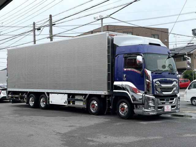いすゞ　ギガ　ハイルーフ　冷凍バン　4軸　左観音扉2枚　サブエンジン　ジョロ４キーストン