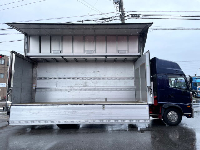 日野　17レンジャー　ハイルーフ　ウィング　ステンレス多数　6200ワイド　240馬力