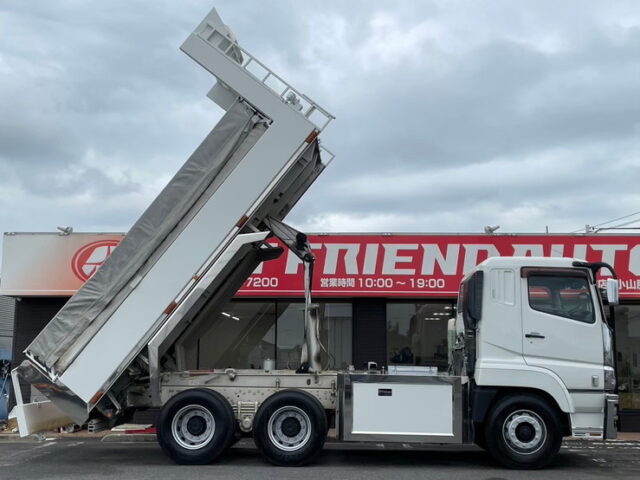 スーパーグレート　ダンプ　5300×2300　ステンレス多数