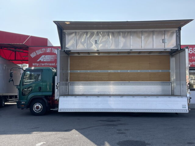 いすゞ：フォワード：ウィング：6200ワイド：エアサス：架装多数：木床：240馬力