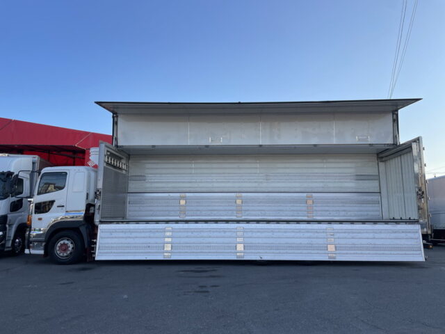 日野　プロフィア　冷凍ウィング　10輪　ジョロ4キーストン　7速　380馬力