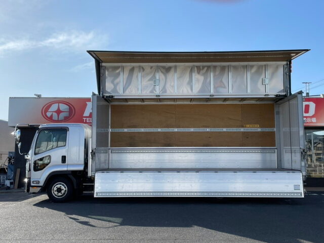 いすゞ:フォワード:ワイド:210馬力:アルミウィング:格納パワーゲート:リアエアサス:アルミホイール