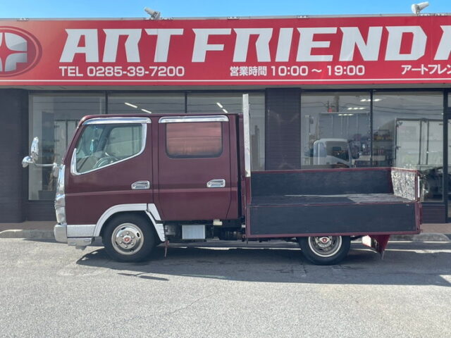 三菱ふそう:キャンター:Wキャブ:5MT:110馬力:6人乗り