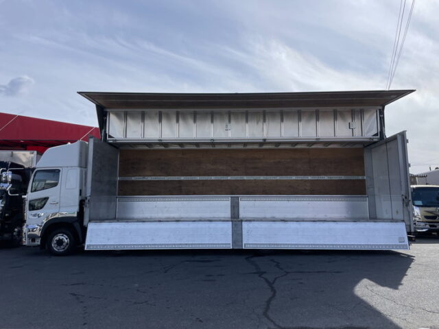 日野　17プロフィア　ハイルーフ　ウィング　後輪エアサス　380馬力