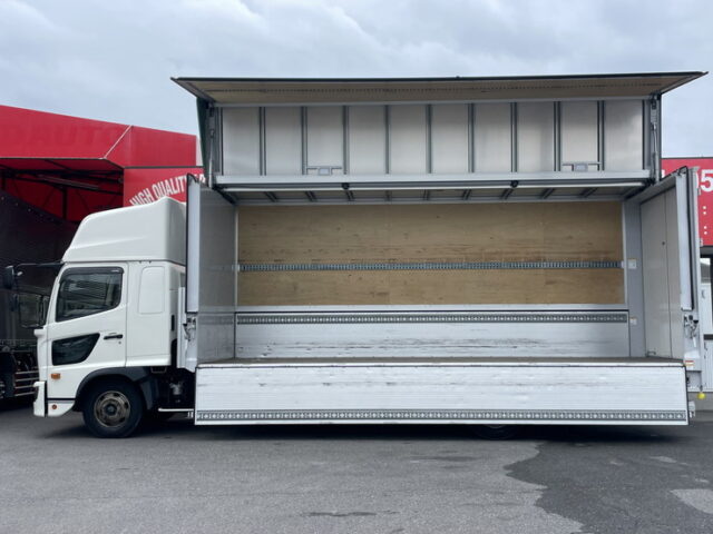 日野　17レンジャー　ハイルーフ　6200ワイド　エアサス　格納ゲート　低走行