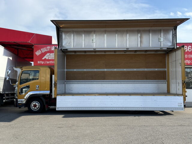 いすゞ：フォワード：6200ワイド：ウィング：木床：アルミホイール：240馬力：エアサス