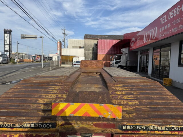 東急：重機運搬用トレーラー：幅2800㎜　荷台長4700㎜：歩みハンガー：8輪