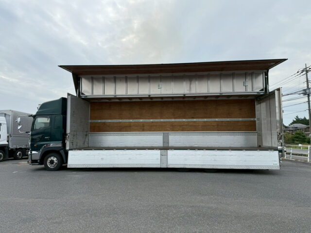 日野：17プロフィア：ハイルーフ：ウィング：アルミホイール：リア門口ステンレス