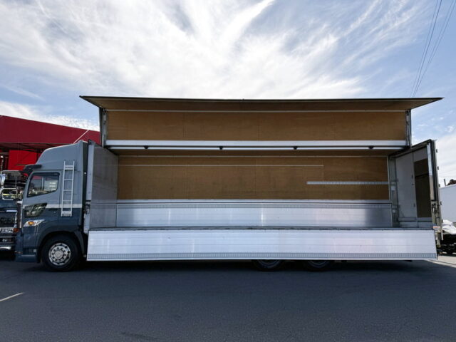 日野：17プロフィア：ハイルーフ：ウィング：リア門口ステンレス