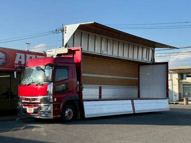 17スーパーグレート：ハイルーフ：ウィング：メッキ多数：アルミホイール：格納ゲート