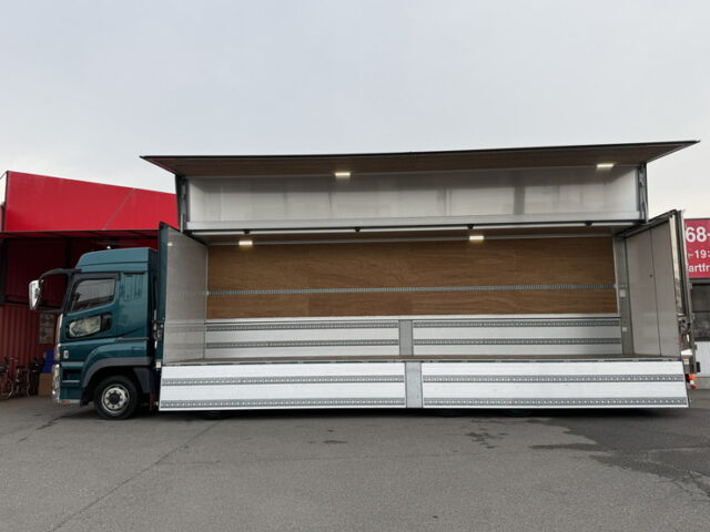 17スーパーグレート：ハイルーフ：ウィング：プレミアムライン：リア門口ステンレス